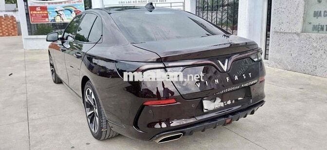 VinFast Lux A2.0 2019 2.0 AT - 57000 km