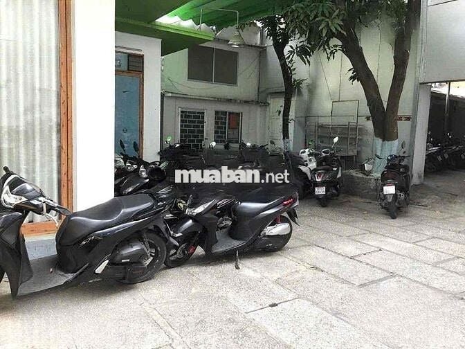 Mặt tiền trước sau Trần Hưng Đạo, Quận 1(Ngang trên 8m)