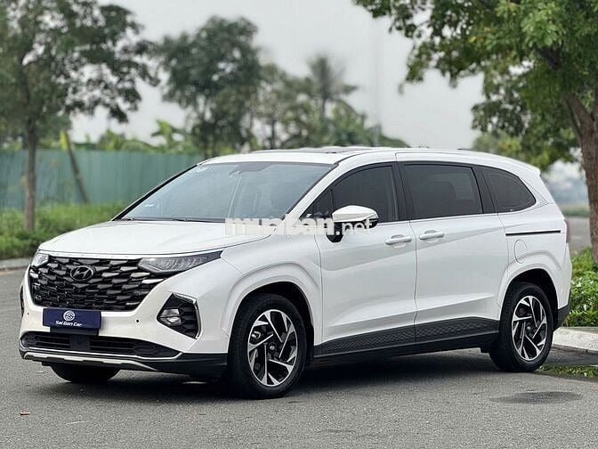 Hyundai Custin 2023 Cao Cấp 2.0T - 20000 km