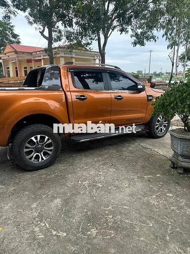 Ford Ranger 2016 Wildtrak 2.2 4x2 AT - 200000 km