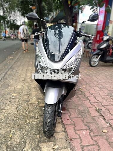 Xe máy Honda PCX 2015 màu bạc số tự động
