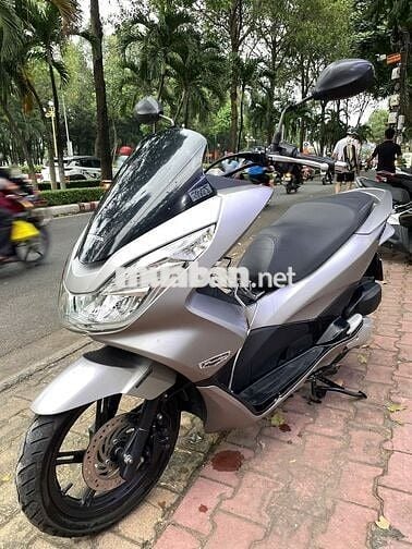 Xe máy Honda PCX 2015 màu bạc số tự động