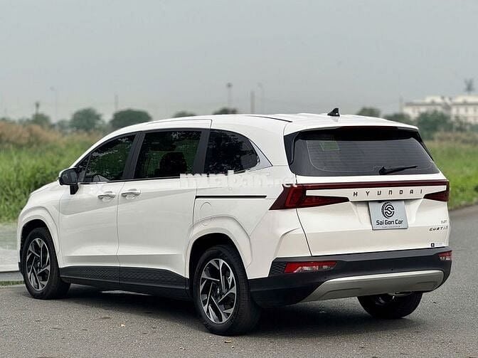 Hyundai Custin 2023 Cao Cấp 2.0T - 20000 km
