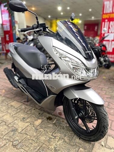 Xe máy Honda PCX 2015 màu bạc số tự động