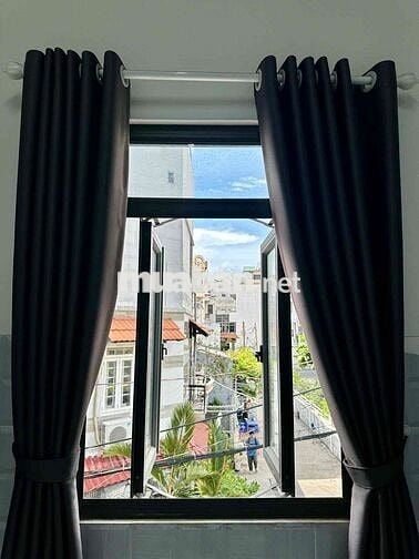 10 Bước Sang Hutech, Điện Nước Rẻ, Nhà Ít Khi Trống, Sát Metro Q1