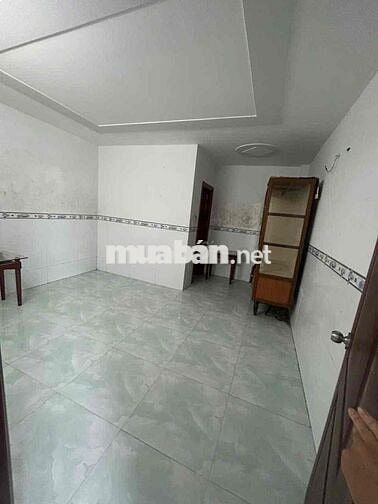 Nhà sieu rong 4 phòng Hẻm 30/4 giá tốt