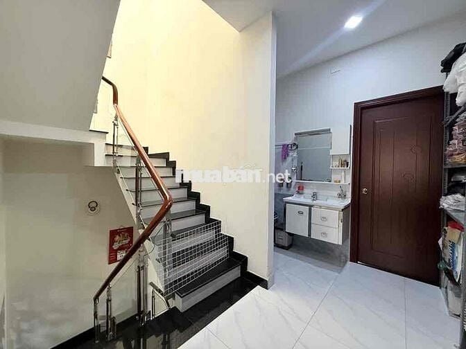 Bán nhà hẻm xe hơi,ngang 5 xây 4 tầng,hơn 10 tỷ,Lê Văn Thọ,Gò Vấp