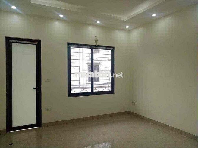 Dưới 3 tỷ có nhà đẹp Định Công-oto vào-60m ra phố-40m*2T;MT4m;2N
