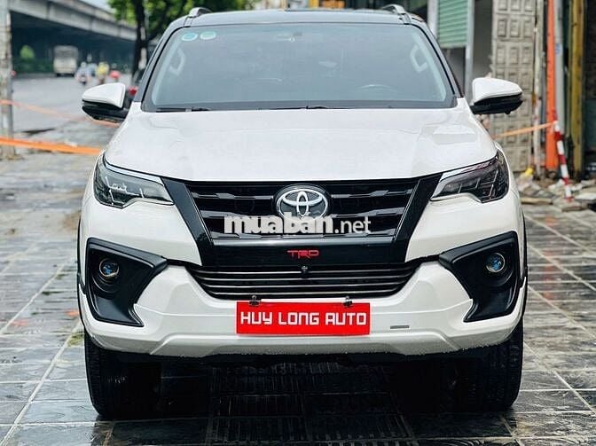 Toyota Fortuner TRD 2019 màu trắng, 86000 km