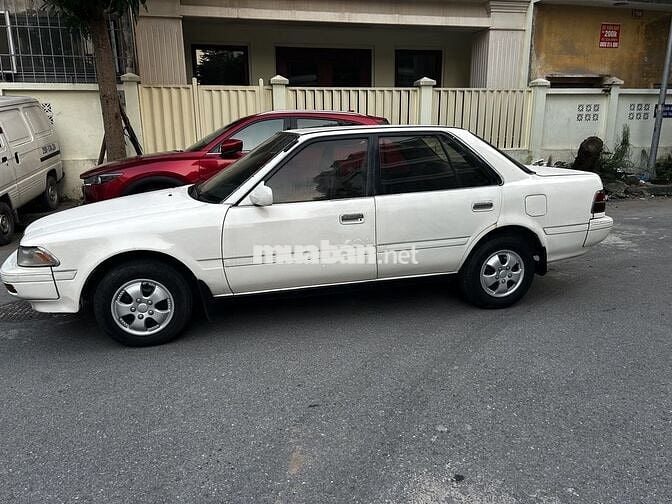 Toyota Corona máy chất