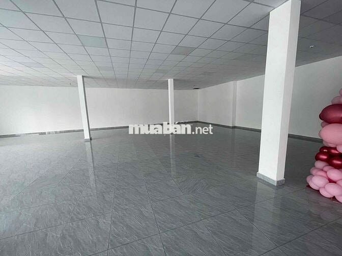 MẶT BẰNG KINH DOANH - QUẬN 5 , VÕ VĂN KIỆT , 328m2 - RẤT MỚI 100tr/th