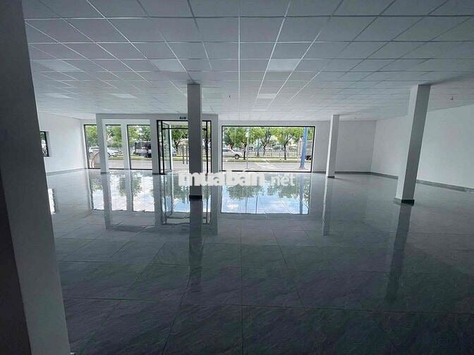 MẶT BẰNG KINH DOANH - QUẬN 5 , VÕ VĂN KIỆT , 328m2 - RẤT MỚI 100tr/th