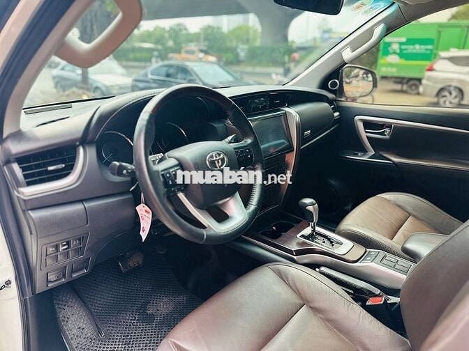 Toyota Fortuner TRD 2019 màu trắng, 86000 km
