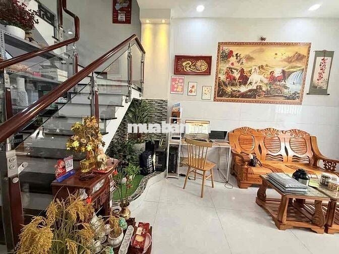 Bán nhà hẻm xe hơi,ngang 5 xây 4 tầng,hơn 10 tỷ,Lê Văn Thọ,Gò Vấp