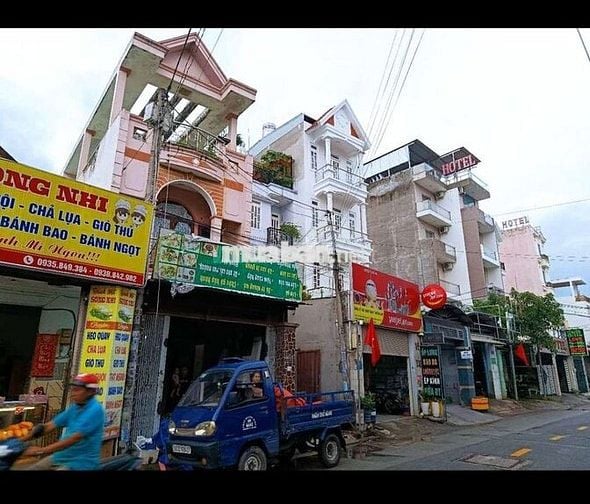 Bán nhà MT kinh doanh đường 8m, 3 tầng 64m2, Lê Văn Khương, Quận 12
