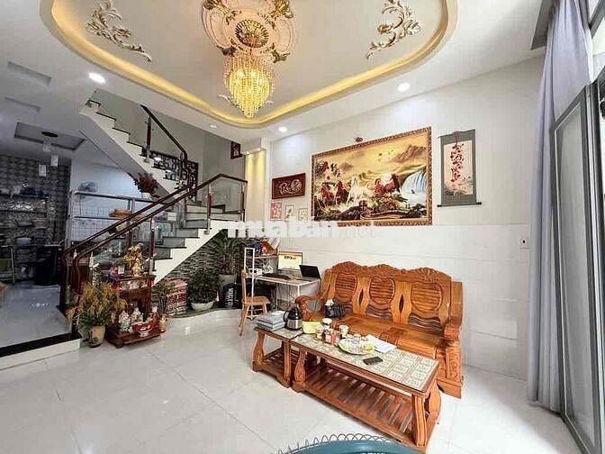 Bán nhà hẻm xe hơi,ngang 5 xây 4 tầng,hơn 10 tỷ,Lê Văn Thọ,Gò Vấp