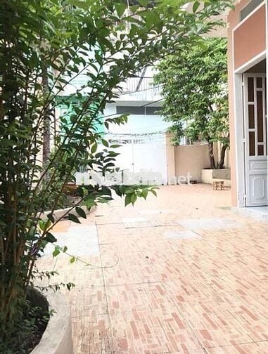 Giá Rẻ: Cho Thuê Nhà 2 Tầng, 226m2, 5pn, Hẻm Xe Hơi- Thới Hòa, Tân Phú