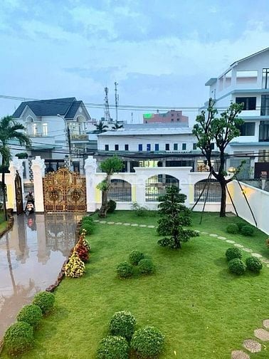 Chính chủ Bán Biệt Thự Sân Vườn đường Tô Ký, Hóc Môn (24x70m)