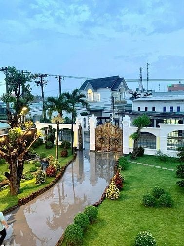 Chính chủ Bán Biệt Thự Sân Vườn đường Tô Ký, Hóc Môn (24x70m)