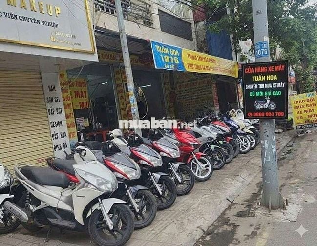 Cần thành lý gấp 1 số xe tay ga máy zin đét