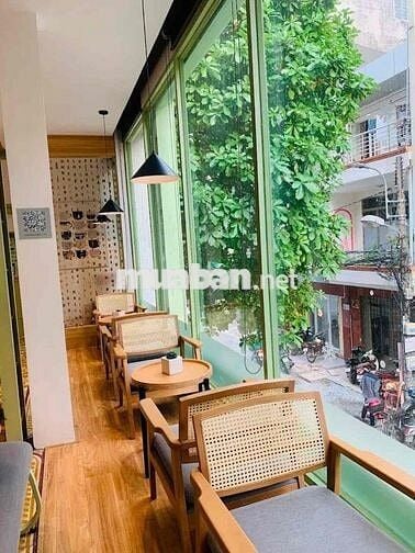 Cho thuê nhà 2 mặt tiền căn góc Sư Vạn Hạnh - Quận 10. Giá Mềm