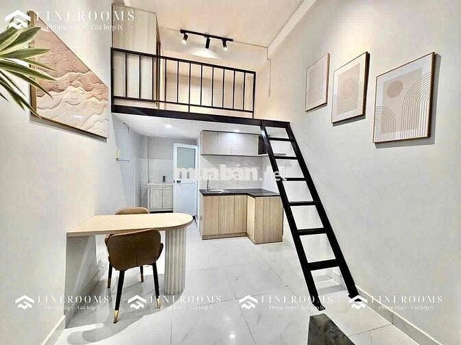PHÒNG GÁC BAN CÔNG FULL NỘI THẤT GẦN CÔNG THƯƠNG Ở ĐƯỢC 4 NGƯỜI