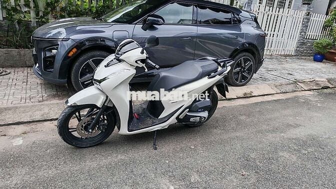 Bán Sh 125i 2023 CBS lướt, xe dán full keo
