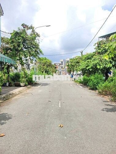 Kẹt vốn kinh doanh bán lô đất tâm huyết ngay gần Siêu thị Go Dĩ An