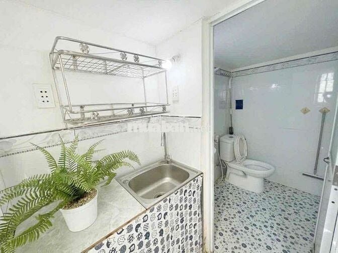CĂN HỘ GÁC LỬNG TÁCH BẾP CÓ BAN CÔNG THOÁNG MÁT NGAY K300 TÂN BÌNH