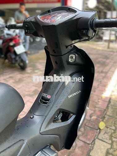 Xe máy Honda Wave Alpha màu đen nhám 2022