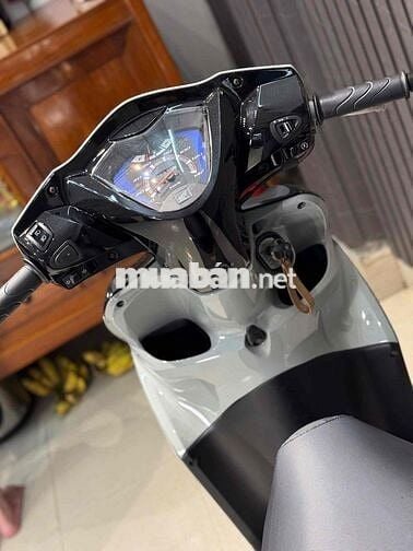 cần bán xe vision 2012 còn mới