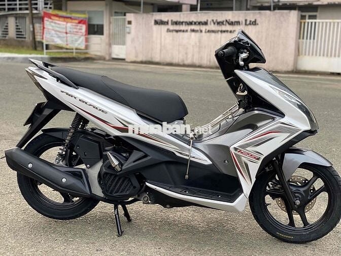 CẦN BÁN XE AIRBLADE NHƯ HÌNH