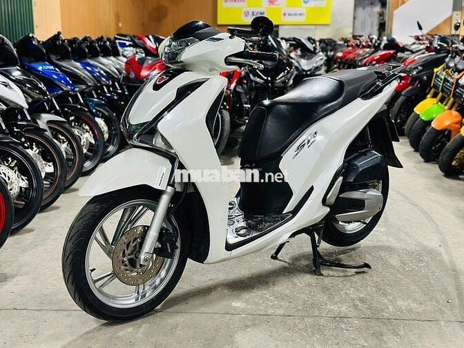 XE MÁYTHANH TÙNG_SH VIỆT 125 TRẮNG KHÓA SMK ZIN