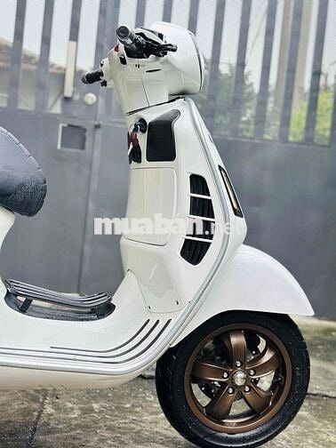 VESPA GTS 125CC 4VAL IE ITALY BSTP CHÍNH CHỦ
