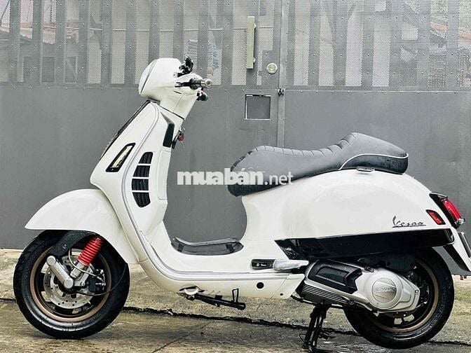 VESPA GTS 125CC 4VAL IE ITALY BSTP CHÍNH CHỦ