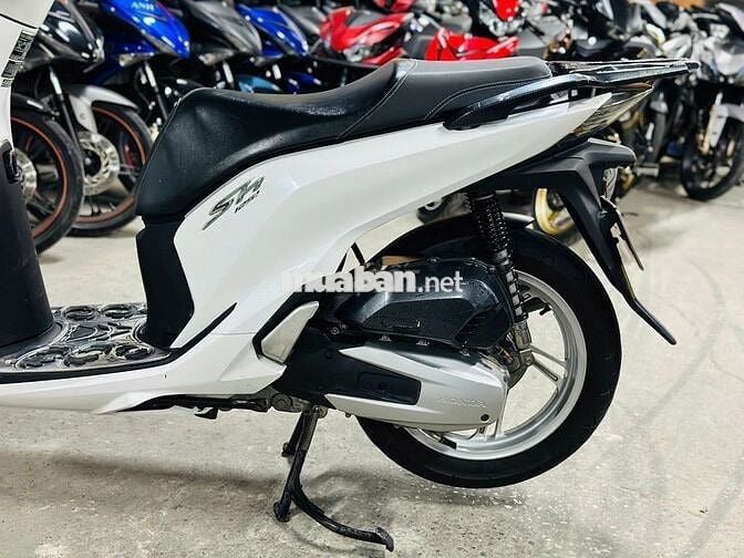 XE MÁYTHANH TÙNG_SH VIỆT 125 TRẮNG KHÓA SMK ZIN