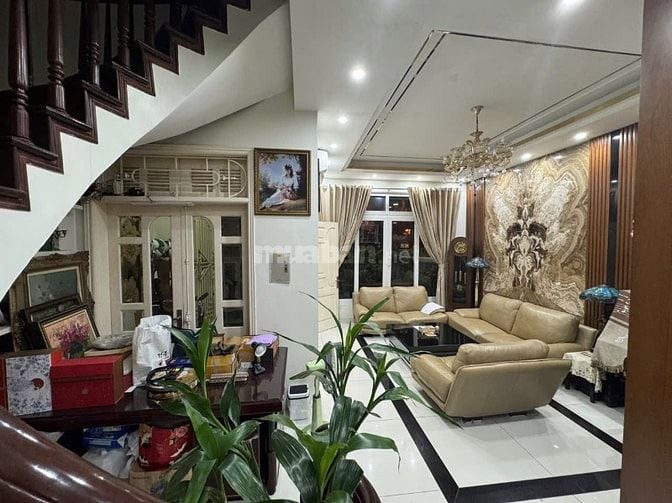 Biệt thự căn góc 4,5T đẹp  Ô Đồng Lâm-Hồ Ba Mẫu cách ô tô 30m sát Hồ