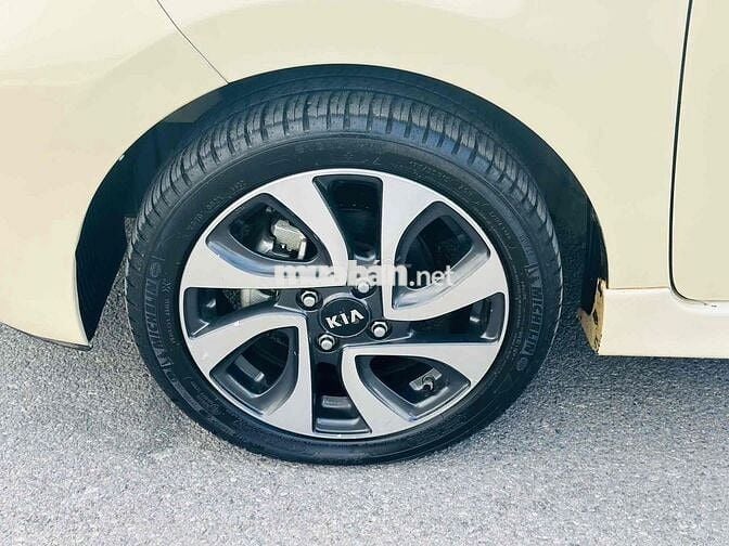 Kia Morning 2016 Si 1.25 AT