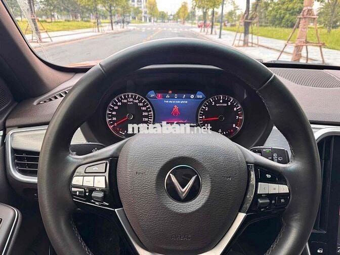 Lux SA Premium 2021 xe 1 chủ đẹp xuất sắc