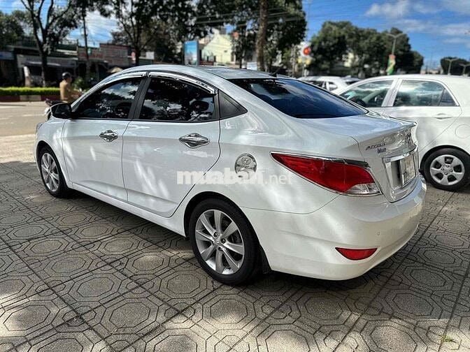 HYUNDAI ACCENT BLUE 2016 – NHẬP  KHẨU, FORM ĐỜI
