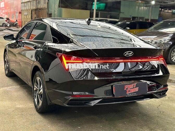 Hyundai Elantra 2022 1.6 AT Đặc biệt - 39000 km
