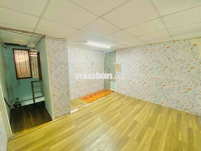 CHO THUÊ NHÀ NGUYÊN CĂN 4X10M VỊ TRÍ NGAY NGÃ 4 KINH DOANH BUÔN BÁN Q7