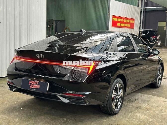 Hyundai Elantra 2022 1.6 AT Đặc biệt - 39000 km
