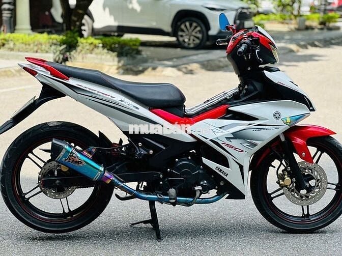 Xe máy Yamaha Exciter 150 Trắng Đỏ