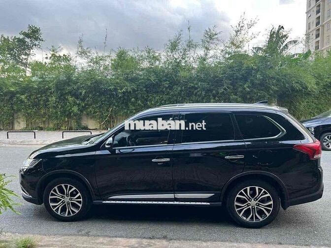 Mitsubishi Outlander 2018 2.0 CVT Premium xe 1 chu