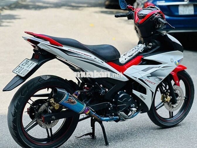 Xe máy Yamaha Exciter 150 Trắng Đỏ