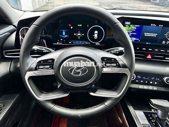 Hyundai Elantra 2022 1.6 AT Đặc biệt - 39000 km