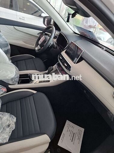 MG HS Luxury – trả góp từ 150 triệu, giao xe ngay
