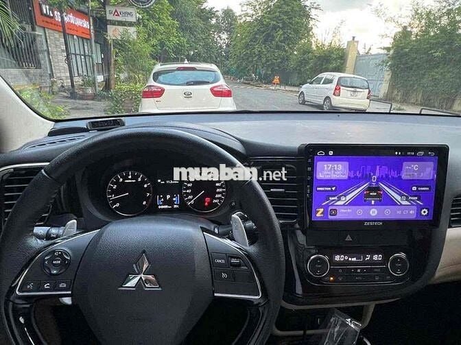 Mitsubishi Outlander 2018 2.0 CVT Premium xe 1 chu