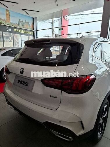 MG HS Luxury – trả góp từ 150 triệu, giao xe ngay